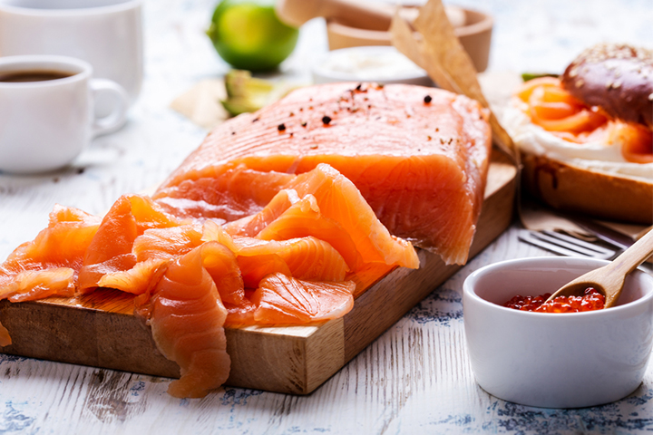 Can Pregnant Women Eat Smoked Salmon: Addressing Dietary Concerns