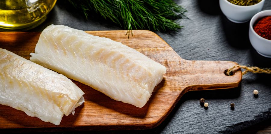 Black Cod vs Cod: Contrasting Flavors and Textures