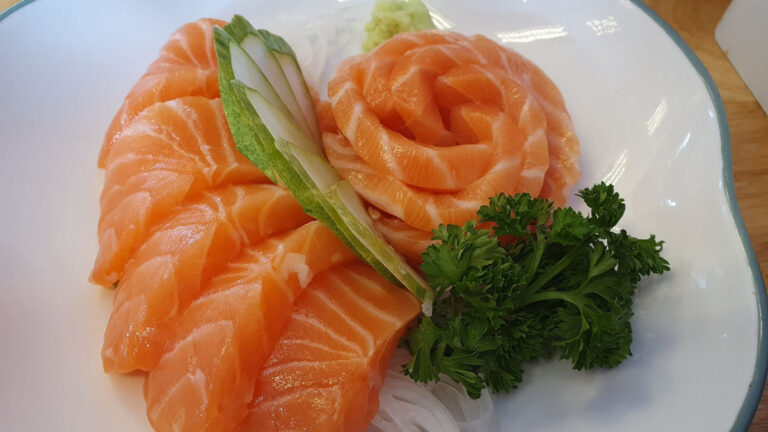 Raw Salmon Benefits: Exploring Nutritional Advantages