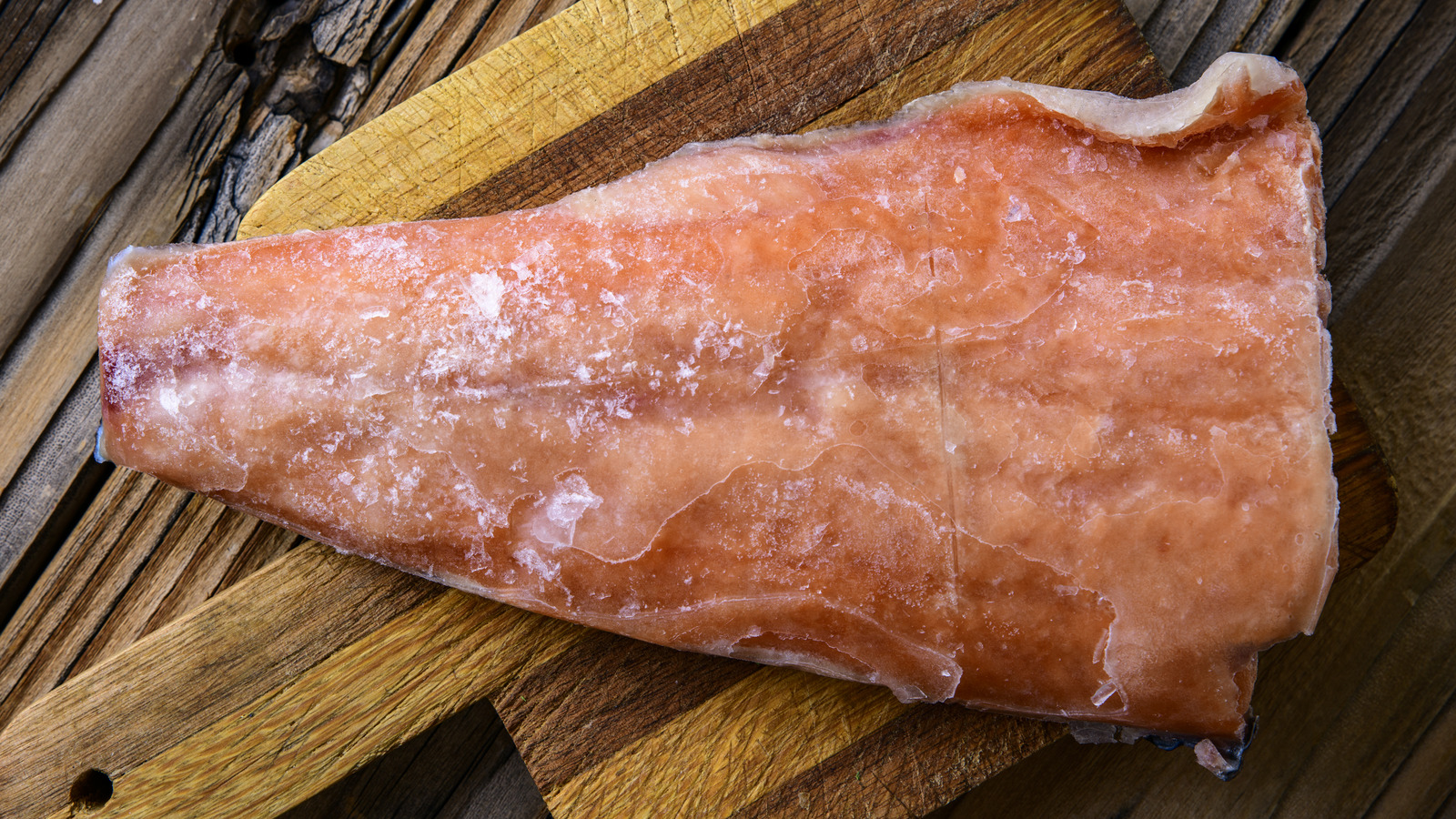 Frozen Salmon vs Fresh: Exploring the Taste and Texture